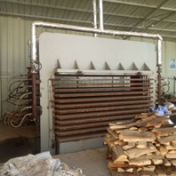 转让48尺12层建筑木模板热压机400吨横向二手木工热压机