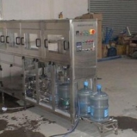 二手矿泉水和大桶水生产线均质机贴标机套标机成套设备