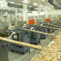 北京专业啤酒厂设备回收单位酒厂整厂设备回收地址