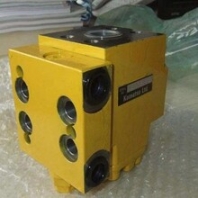 小松多路阀配件小松PC350-8压力补偿阀723-40-60101