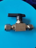 304不锈钢直通仪表管球阀卡套连接高压手动球阀