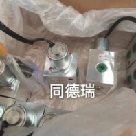 供应小松装载机原厂阀417-18-31111适用机型WA320-5/WA320-6等