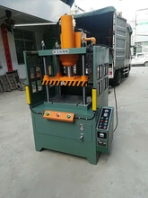 金拓品牌四柱压铸件冲边机快速冲压机铝制品冲边机