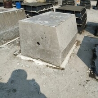 广州水泥隔离墩广州黄埔围挡水泥底座隔离墩