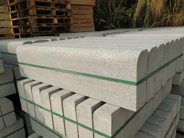 广州水泥路沿石定制生产