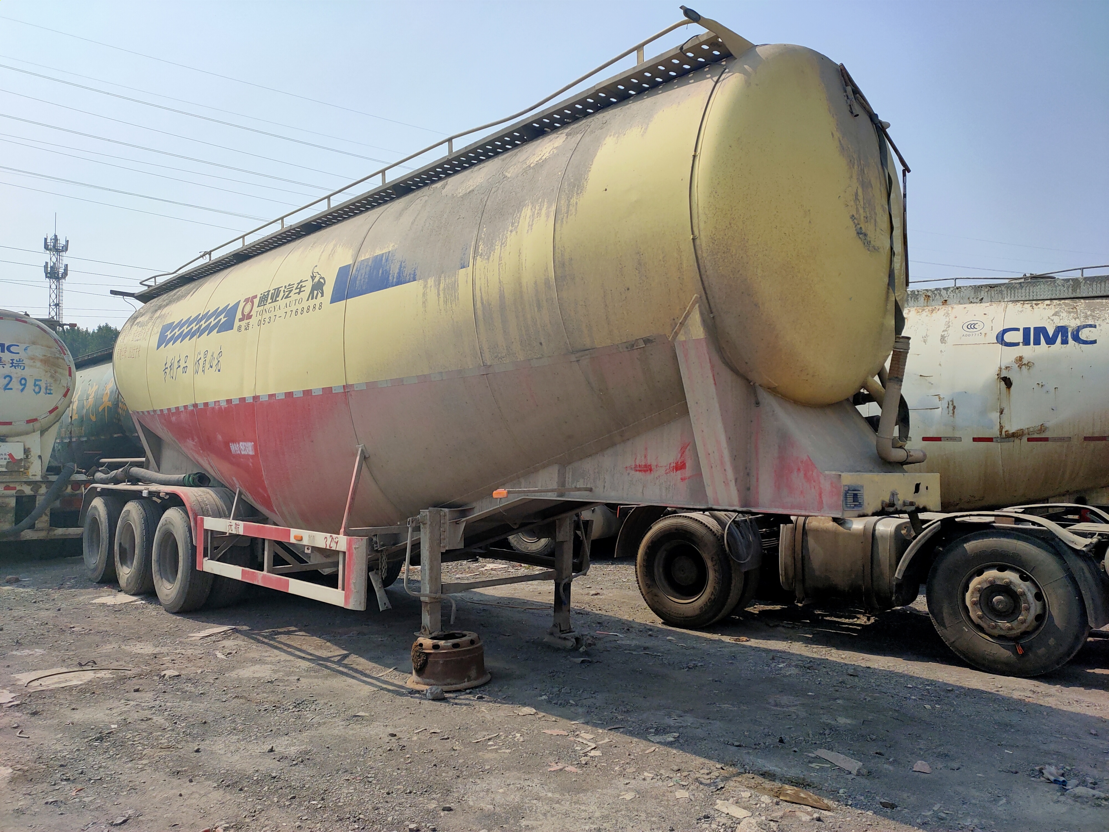 二手38立方带机组水泥罐有多重