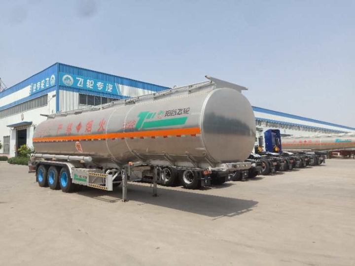 泰安污水运输罐车加工价格