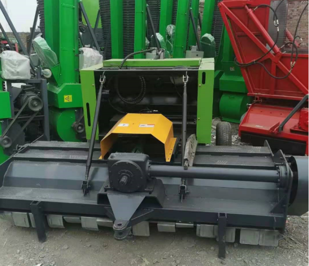 星晖畜牧养殖秸秆收割粉碎打捆机,烟台自动捡拾方捆打捆机