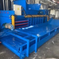 全自动卧式液压打包机金属碎屑油漆桶压扁机