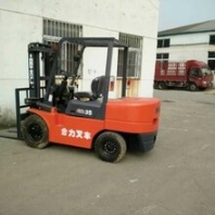 成都叉车回收,上门收二手叉车,个人旧叉车回收