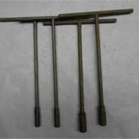 本公司销售T型套筒扳手工具品类齐全