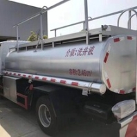 厂家直销5吨、8吨、10吨油罐车，亏本甩卖