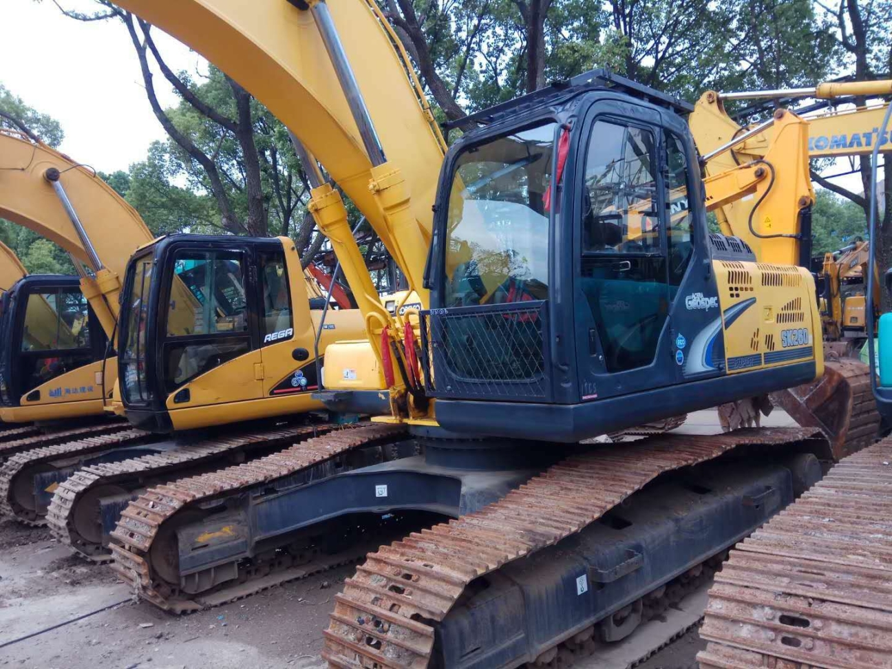 二手挖掘机出售信息二手神钢260参数