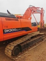 转让斗山300-7原版车漆传统动力精品二手挖掘机