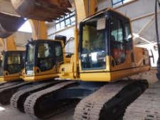 二手挖掘机市场小松200二手挖掘机价格二手挖掘机出售