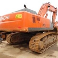 二手挖掘机挑选二手挖掘机的时候细心很重要