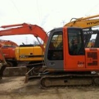 二手挖掘机市场特价转让2019年小松、日立60、70、120、200、240二手挖掘机