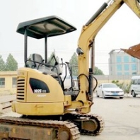 二手小型挖掘机哪里好卡特302C原装进口二手小型挖掘机价位及图片