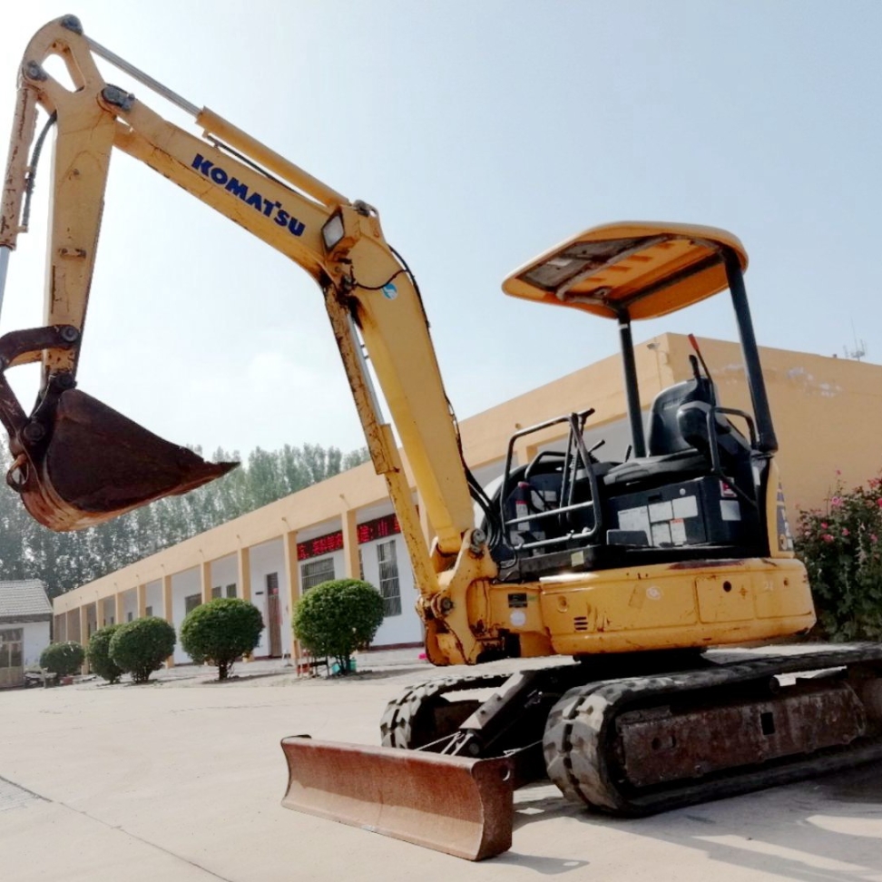 小松27原装进口二手小挖机，小型挖掘机多少钱一台