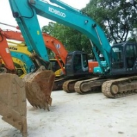 低价出售二手挖掘机-神钢sk210-8挖掘机