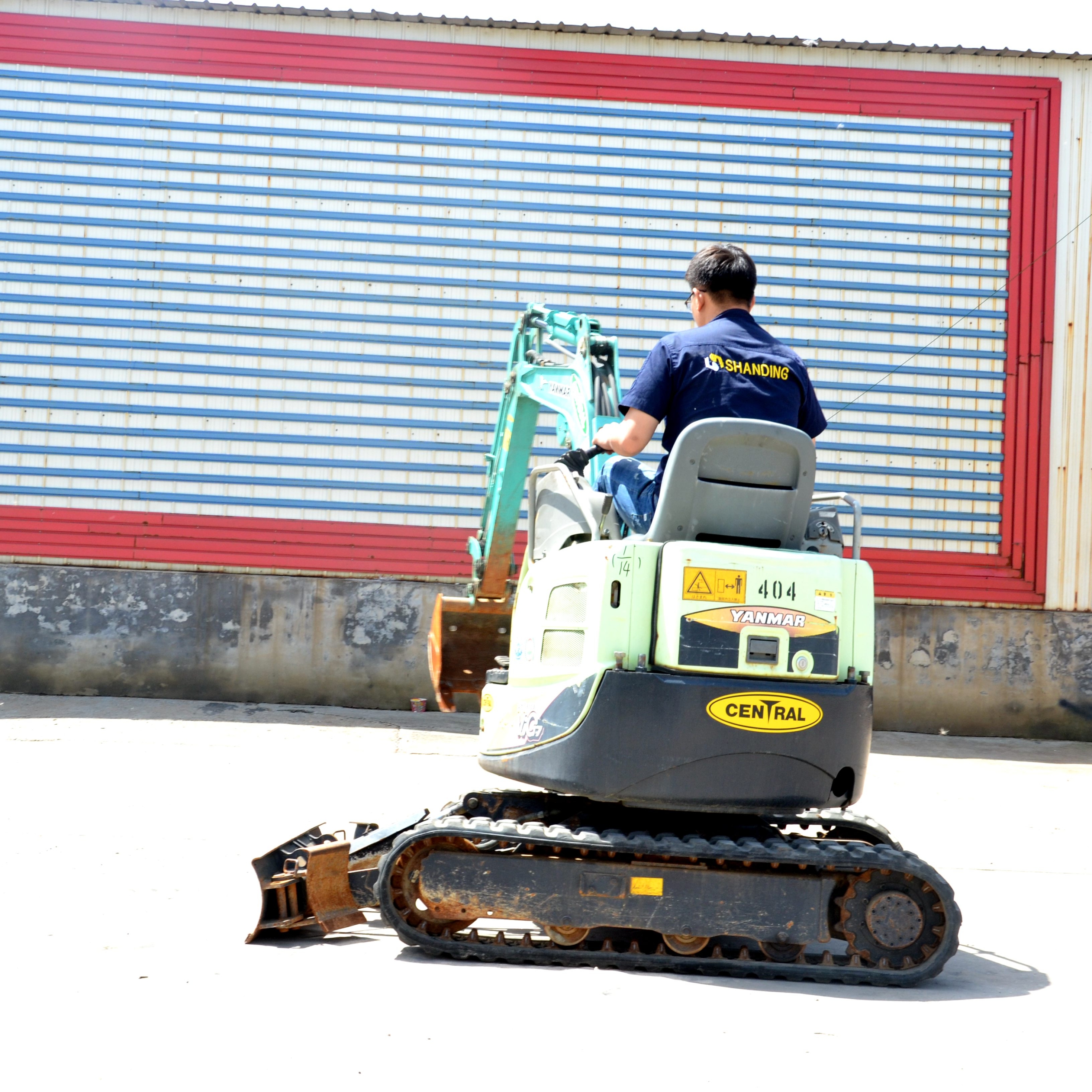 进口二手小挖机，洋马17小型挖掘机低价转让