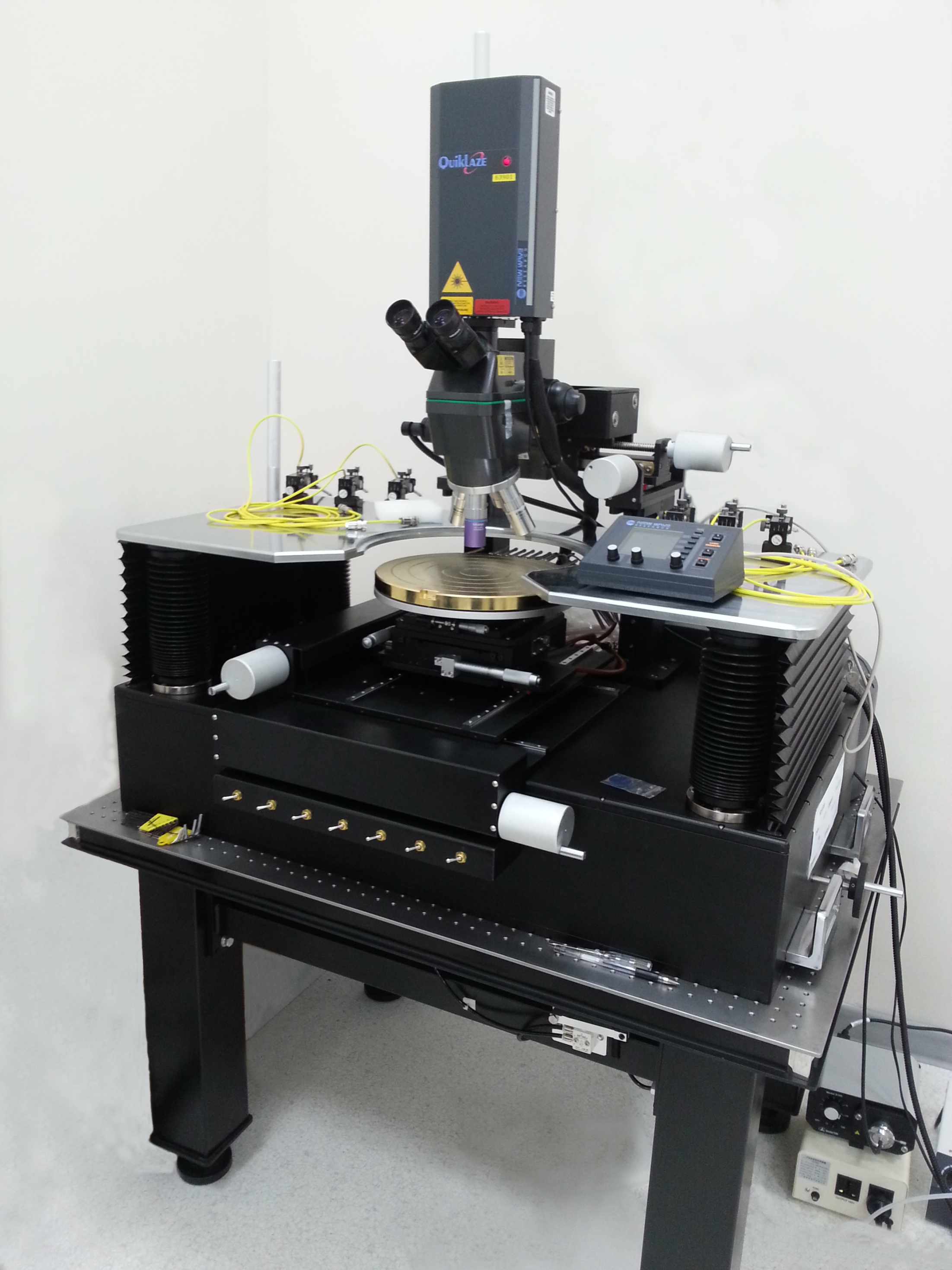 深圳森东宝12寸手动探针台，可定制