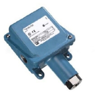 美国UE100系列真空压力开关