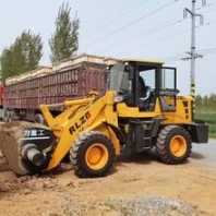 双马达搅拌斗铲车安装方便快捷搅拌斗装载机配置