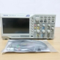 现货租售回收美国Tektronix泰克TBS2204BTBS2074B数字示波器