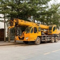 头条-南岸玄坛庙吊车租赁-昼夜服务-叉车租赁自卸车