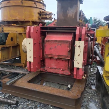 大宏立对辊机,钢砂出售大宏立60x90高压对辊破碎机结构
