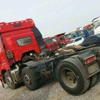 横沥镇出售二手解放J6牵引车国四排放420马力手续齐