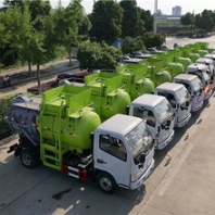 凯马勾臂垃圾车厂家直销