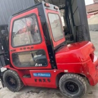 西安市二手叉车回收，回收闲置废旧叉车及仓储车