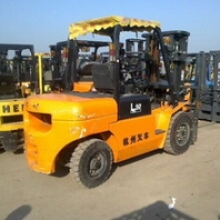 宁河区回收闲置叉车、精品叉车高价回收、二手叉车回收公司