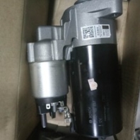 上海回收汽车旧件回收公司-大量高价回收汽车发动机变速箱方向机减震器