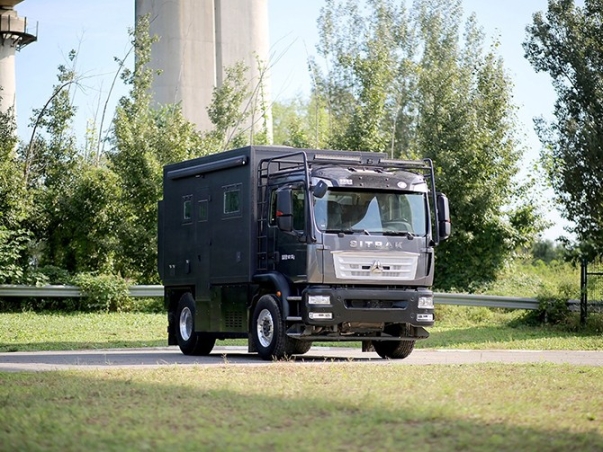 重汽汕德卡汕德卡越野房车,进口重汽汕德卡越野房车功能